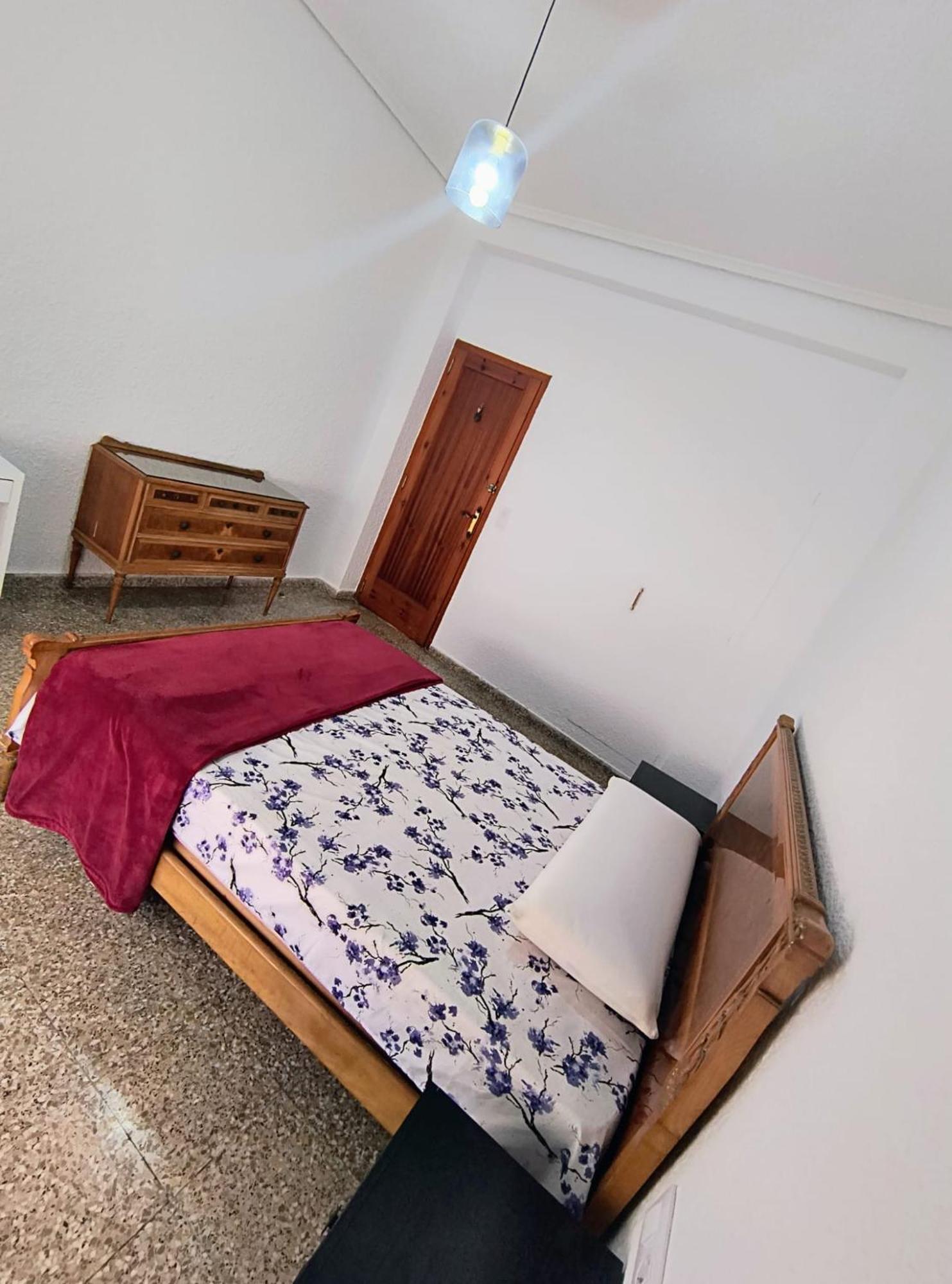 Habitaciones Comodas Tavernes de Valldigna Eksteriør billede